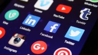 posting zero media sosial Fenomena "Posting Zero" yang Diprediksi Kyle Chayka